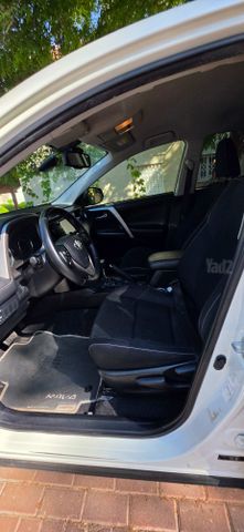 טויוטה RAV4