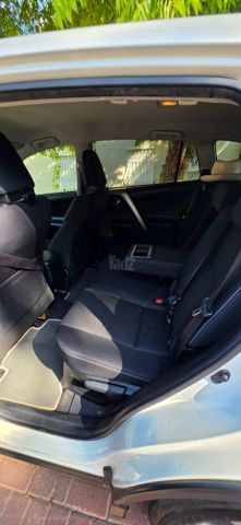 טויוטה RAV4