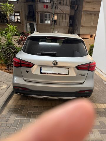 אם ג'י EHS PHEV
