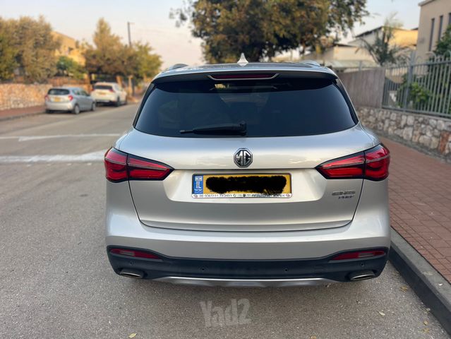 אם ג'י EHS PHEV