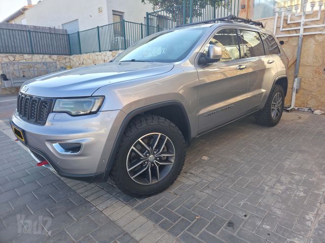 ג'יפ גרנד צ'ירוקי