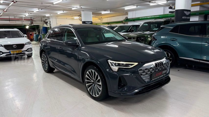 אאודי Q8 e-tron