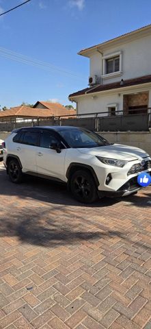 טויוטה RAV4