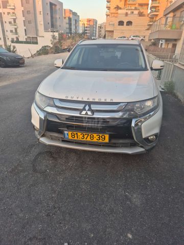 מודעת רכב מיצובישי אאוטלנדר