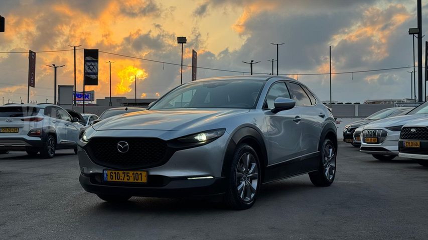 מאזדה CX-30