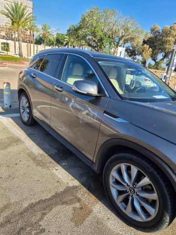 אינפיניטי QX50