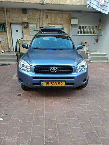 מודעת רכב טויוטה RAV4