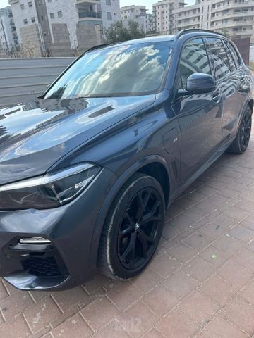 ב מ וו X5