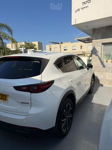 מודעת רכב מאזדה CX-5