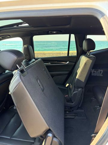קאדילק XT6