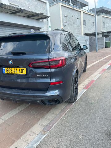 ב מ וו X5