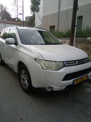 מיצובישי אאוטלנדר