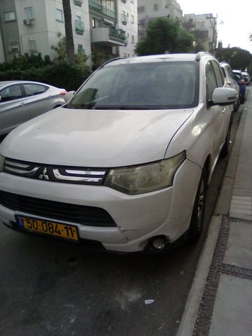 מודעת רכב מיצובישי אאוטלנדר