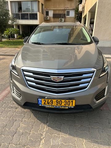 קאדילק XT5