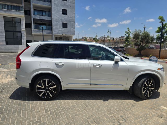מודעת רכב וולוו XC90