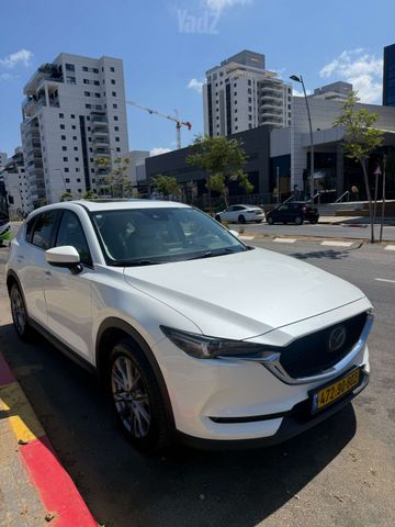 מודעת רכב מאזדה CX-5