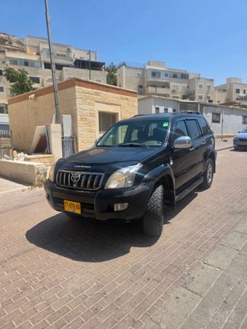 טויוטה לנד קרוזר