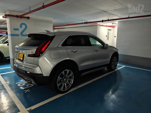 קאדילק XT4