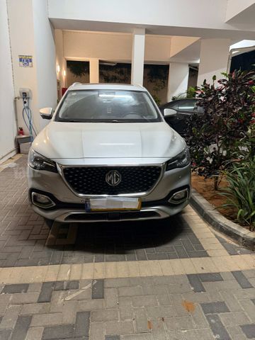 אם ג'י EHS PHEV