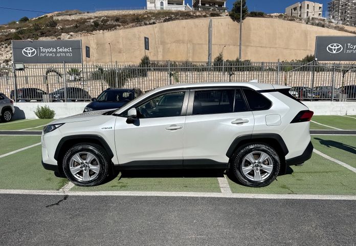 טויוטה RAV4