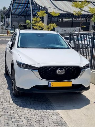 מודעת רכב מאזדה CX-5