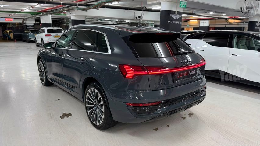 אאודי Q8 e-tron