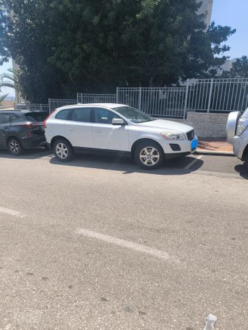 וולוו XC60