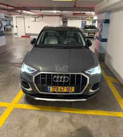 אאודי Q3