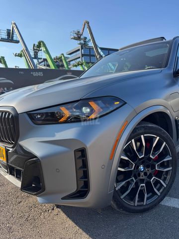 ב מ וו X5