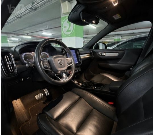 וולוו XC40
