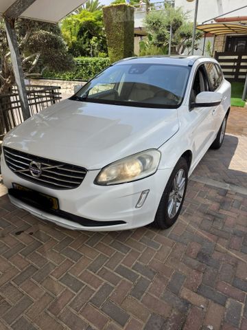 וולוו XC60