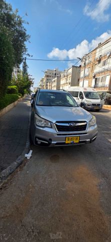 סובארו פורסטר