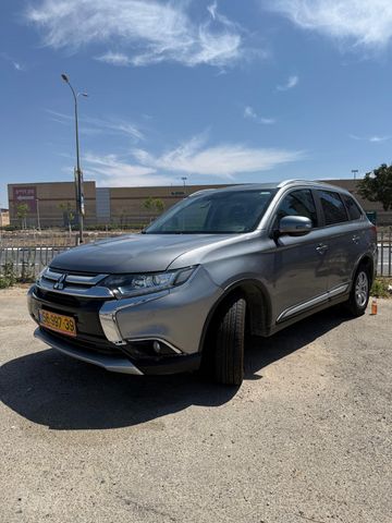 מיצובישי אאוטלנדר