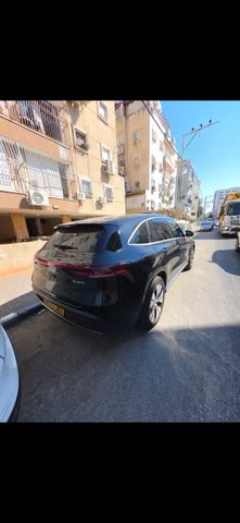 מרצדס-בנץ EQC