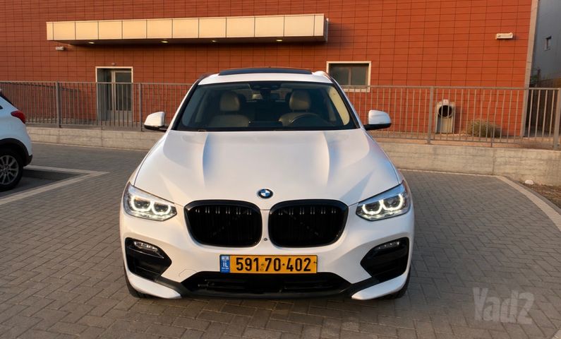 ב מ וו X4