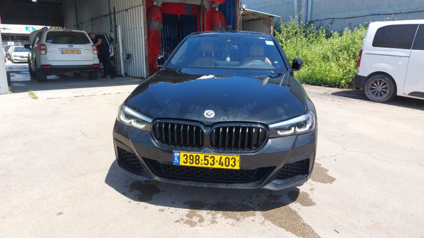 מודעת רכב ב מ וו סדרה 5