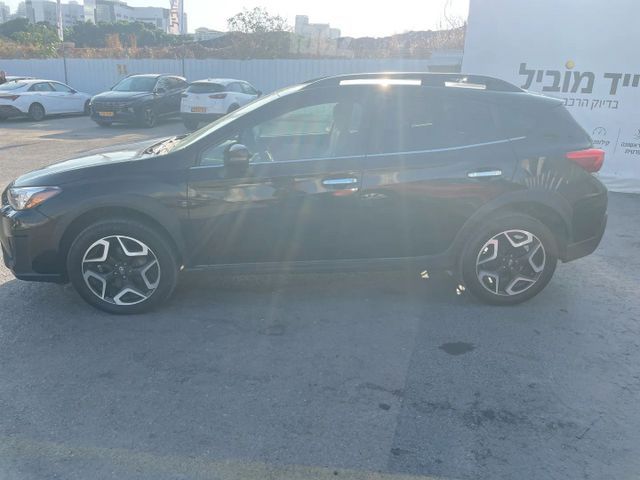 סובארו XV