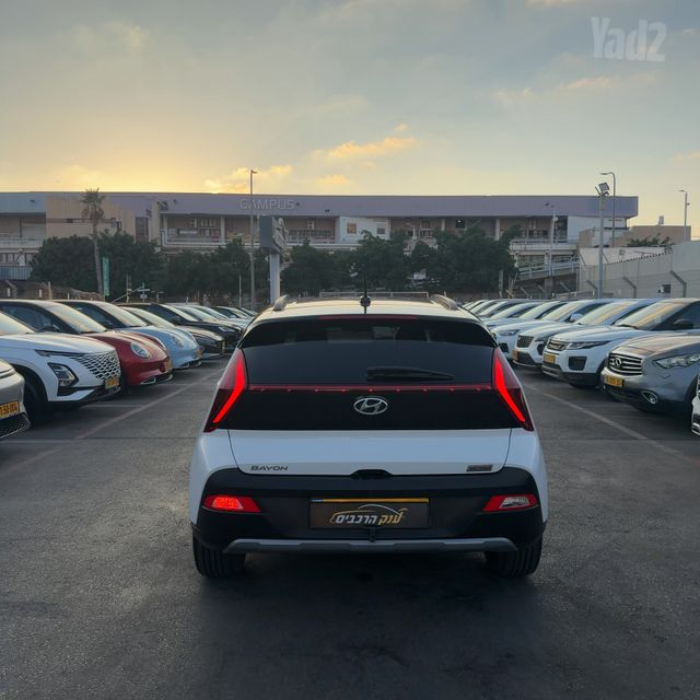 יונדאי באיון