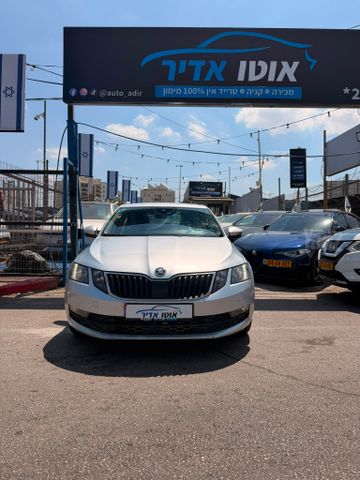 סקודה אוקטביה