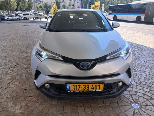 טויוטה C-HR