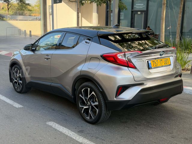 טויוטה C-HR