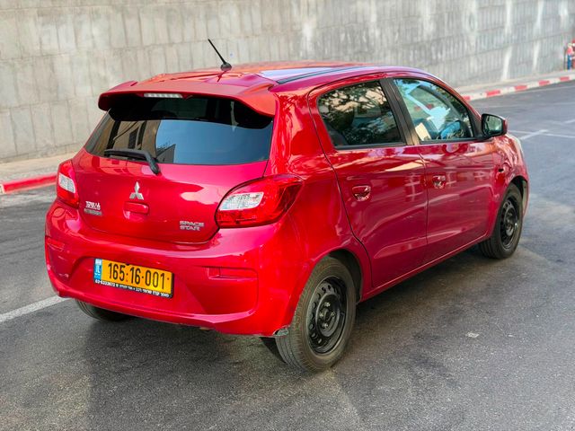 מיצובישי ספייס סטאר