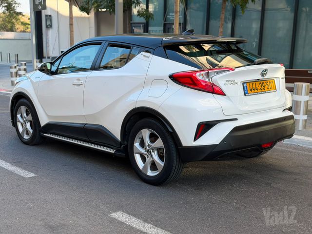 טויוטה C-HR