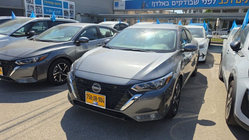 ניסאן סנטרה