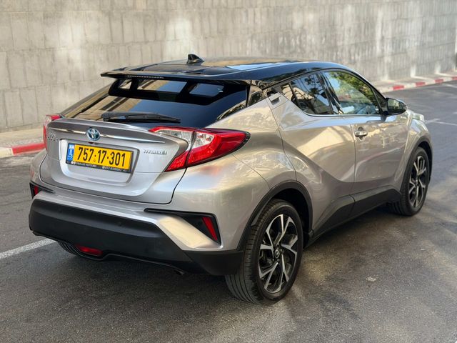 טויוטה C-HR