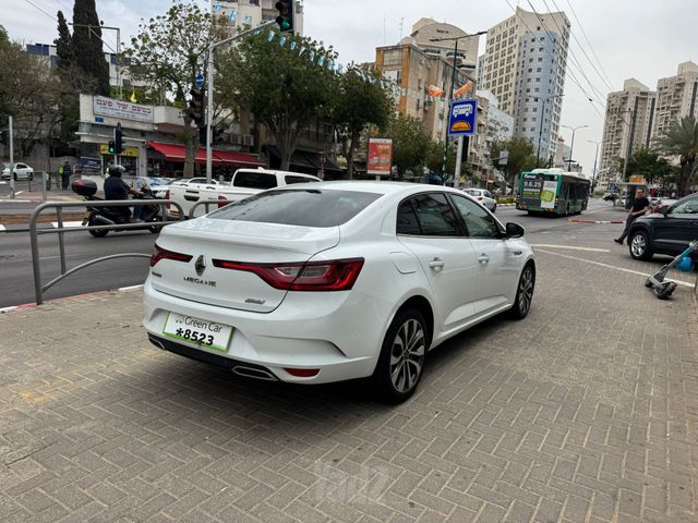 רנו מגאן