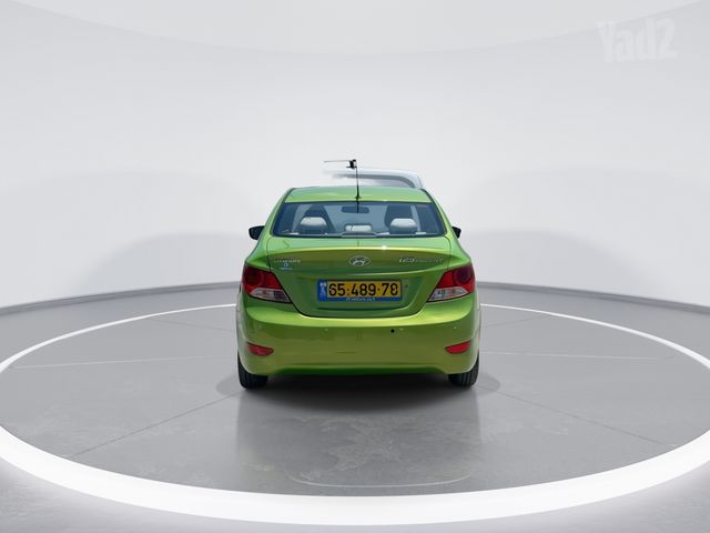 יונדאי אקסנט i25