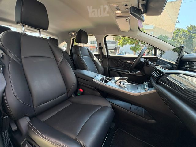 אי.וי איזי Limo