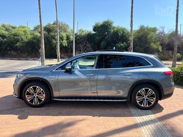 מרצדס-בנץ EQS SUV