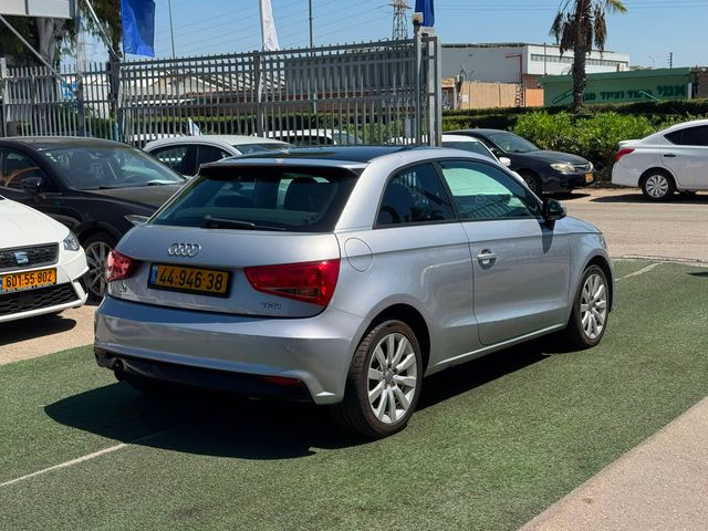 מודעת רכב אאודי A1 1